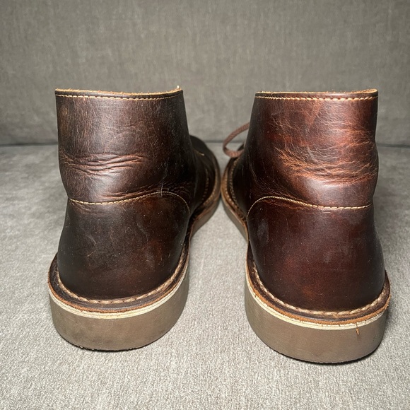 Men's Brown Leather Chukka Boots - Picture 6 of 7